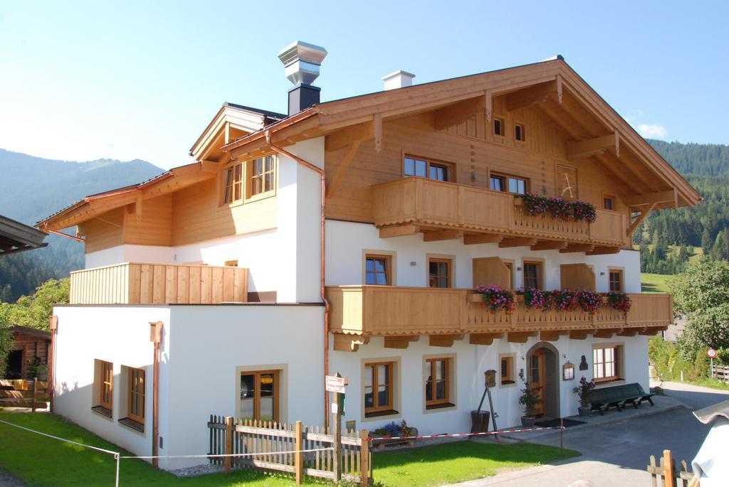 לאוגנג Hotel Gasthof Erbhof Anderlhof מראה חיצוני תמונה
