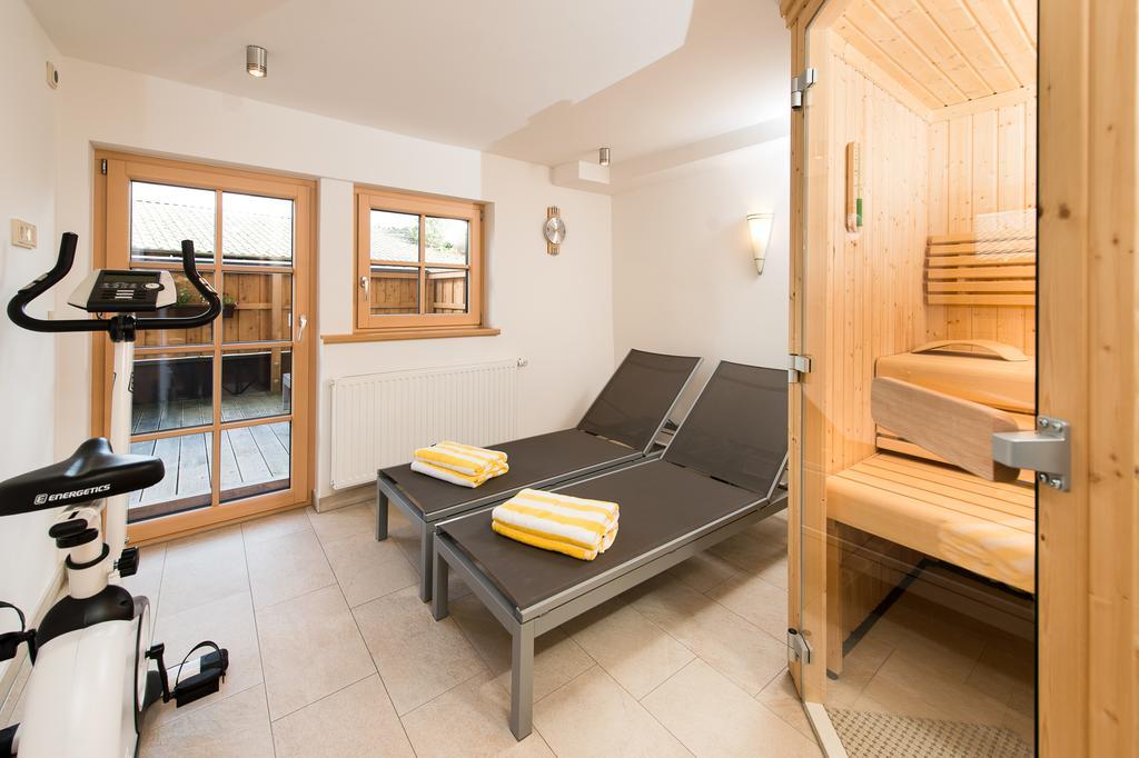 לאוגנג Hotel Gasthof Erbhof Anderlhof מראה חיצוני תמונה
