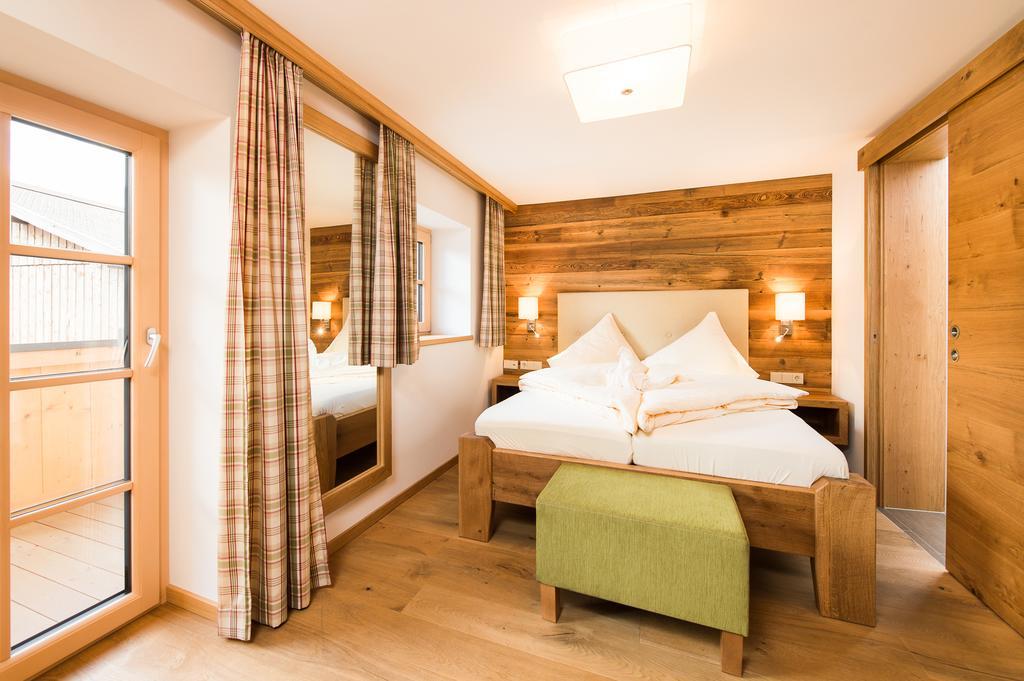לאוגנג Hotel Gasthof Erbhof Anderlhof מראה חיצוני תמונה