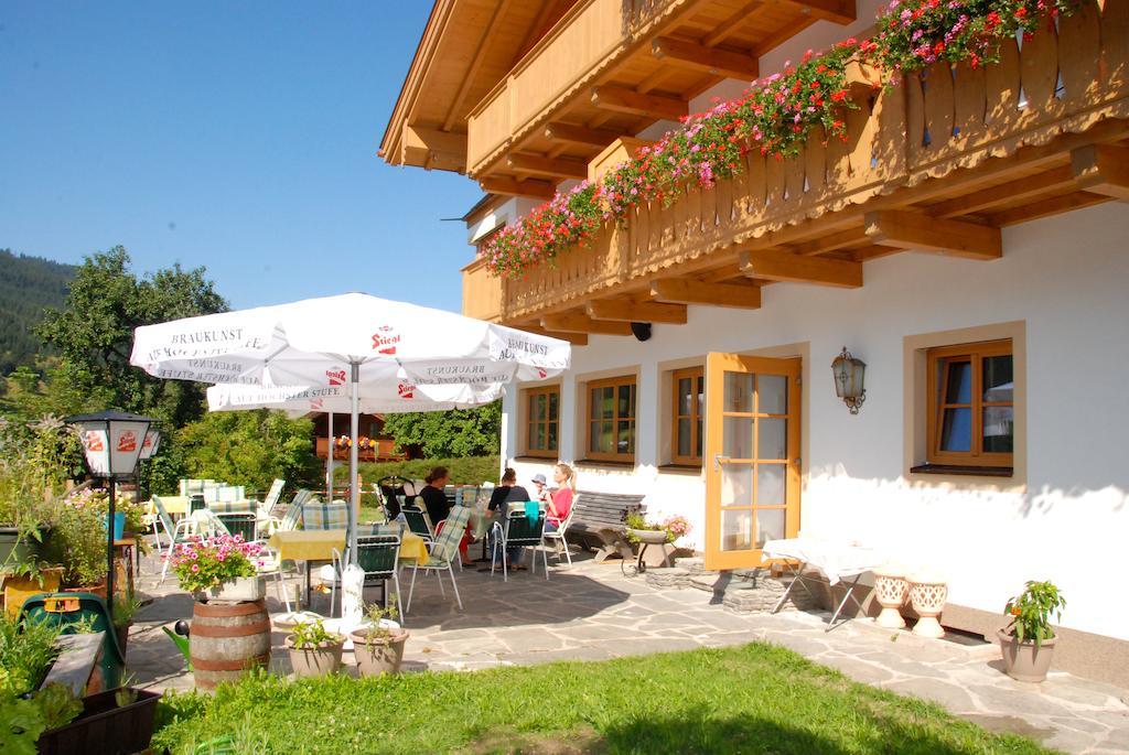 לאוגנג Hotel Gasthof Erbhof Anderlhof מראה חיצוני תמונה