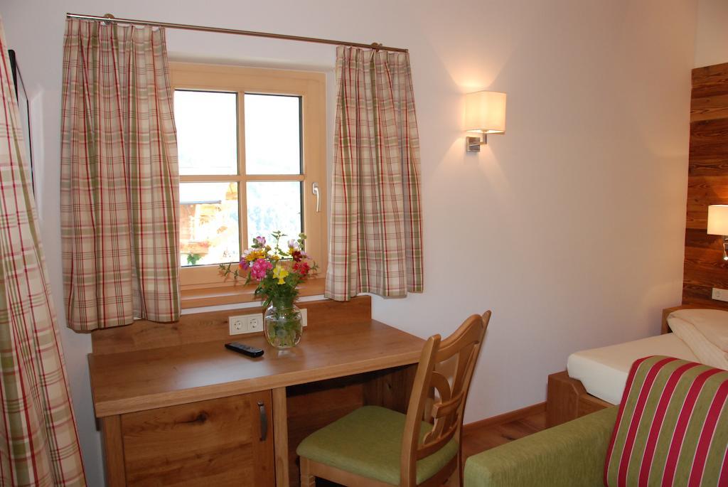 לאוגנג Hotel Gasthof Erbhof Anderlhof חדר תמונה